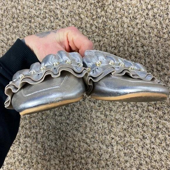 BP Silver Metallic Leather Ruffled Slip-On Loafers - Picture 6 of 10